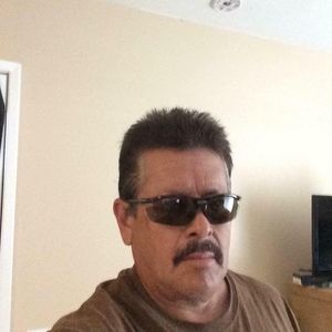 Meet your Posher, Manuel